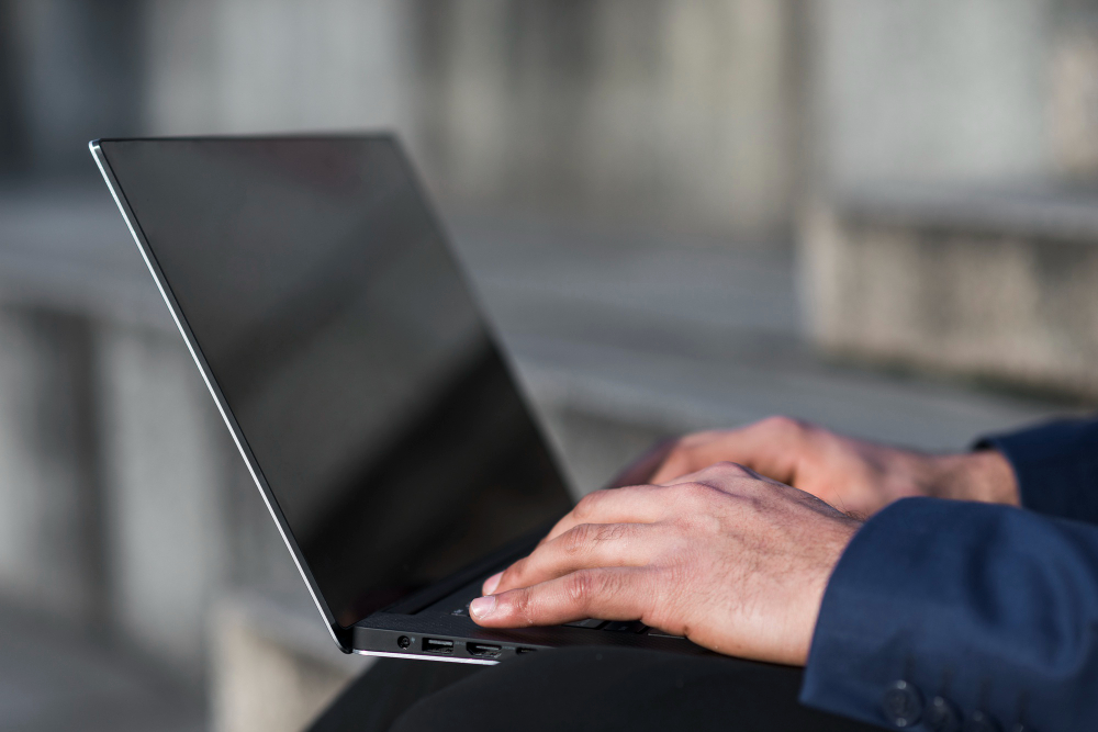 Layar Komputer atau Laptop Ngefreeze? Cek Disini Untuk Mengetahui Cara Mengatasinya!