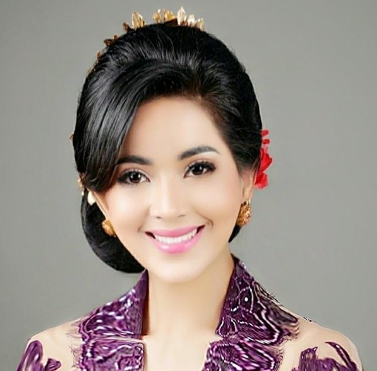 Prof. Dr. Ni Made Ruastiti, SST., M.Si.